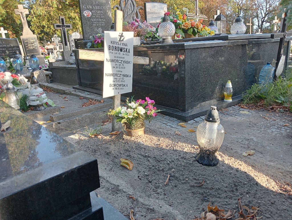 Grób Aleksander Nawotczyński