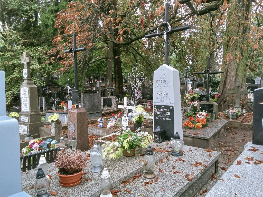 Grób Paweł Maciak
